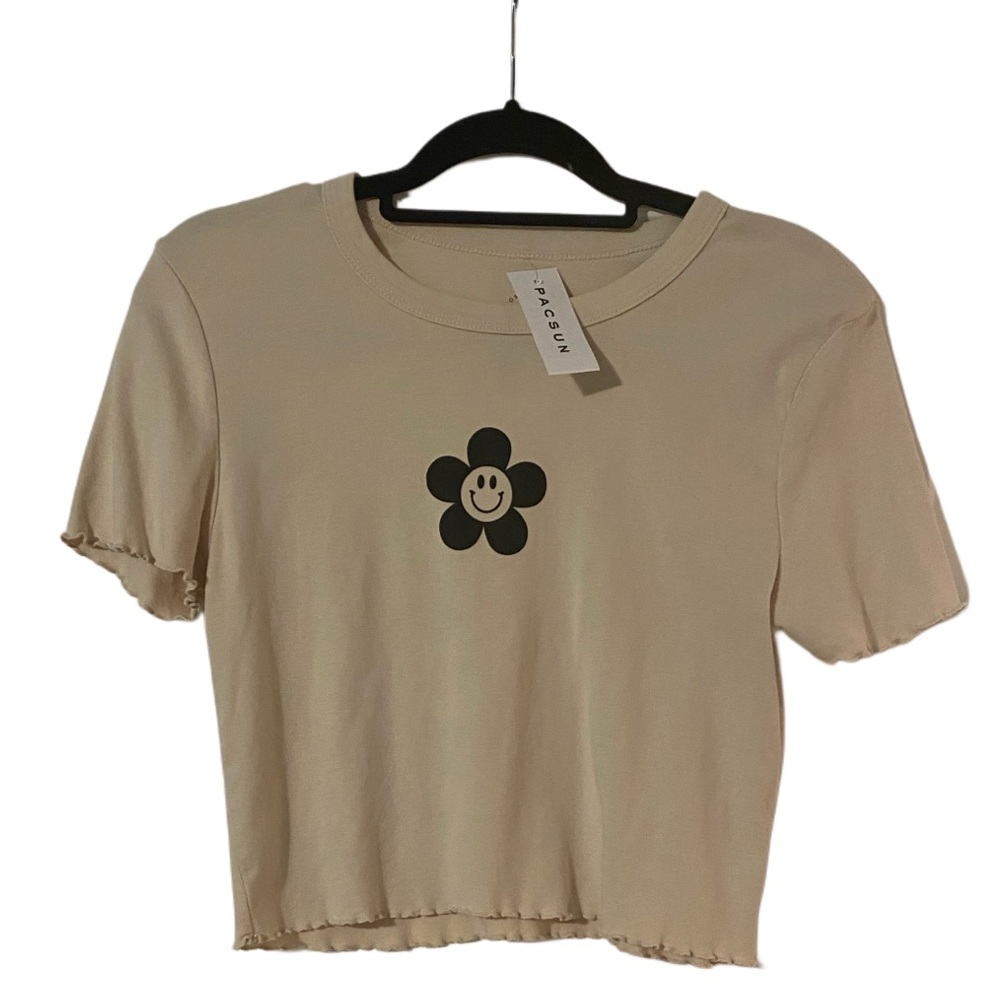 Pacsun Cream Smiley Flower Women's Crop Top graphic tee